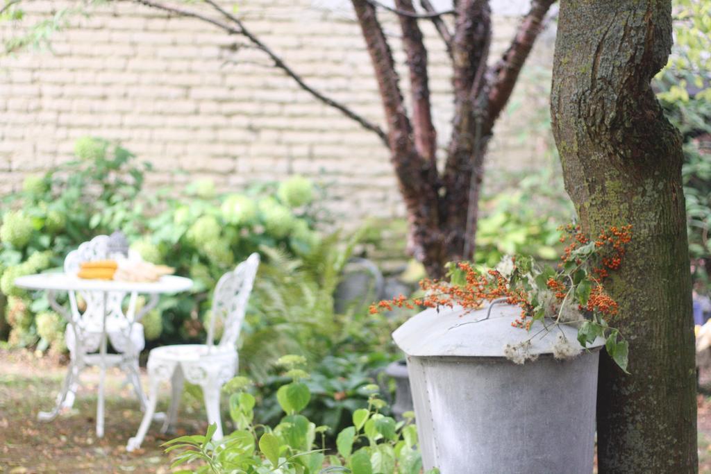 Lesmont Le Bonheur A La Campagne B&B 외부 사진