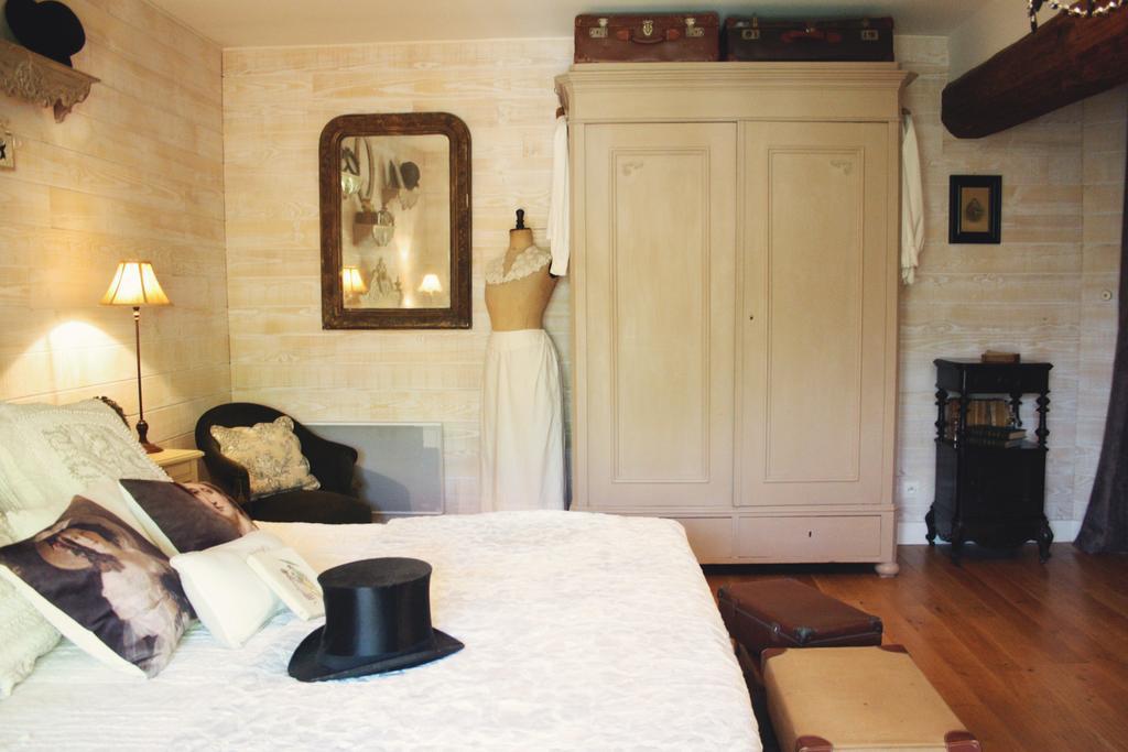 Lesmont Le Bonheur A La Campagne B&B 외부 사진
